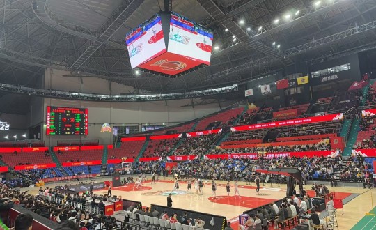 4.CBA联赛常规赛现场_副本.jpg